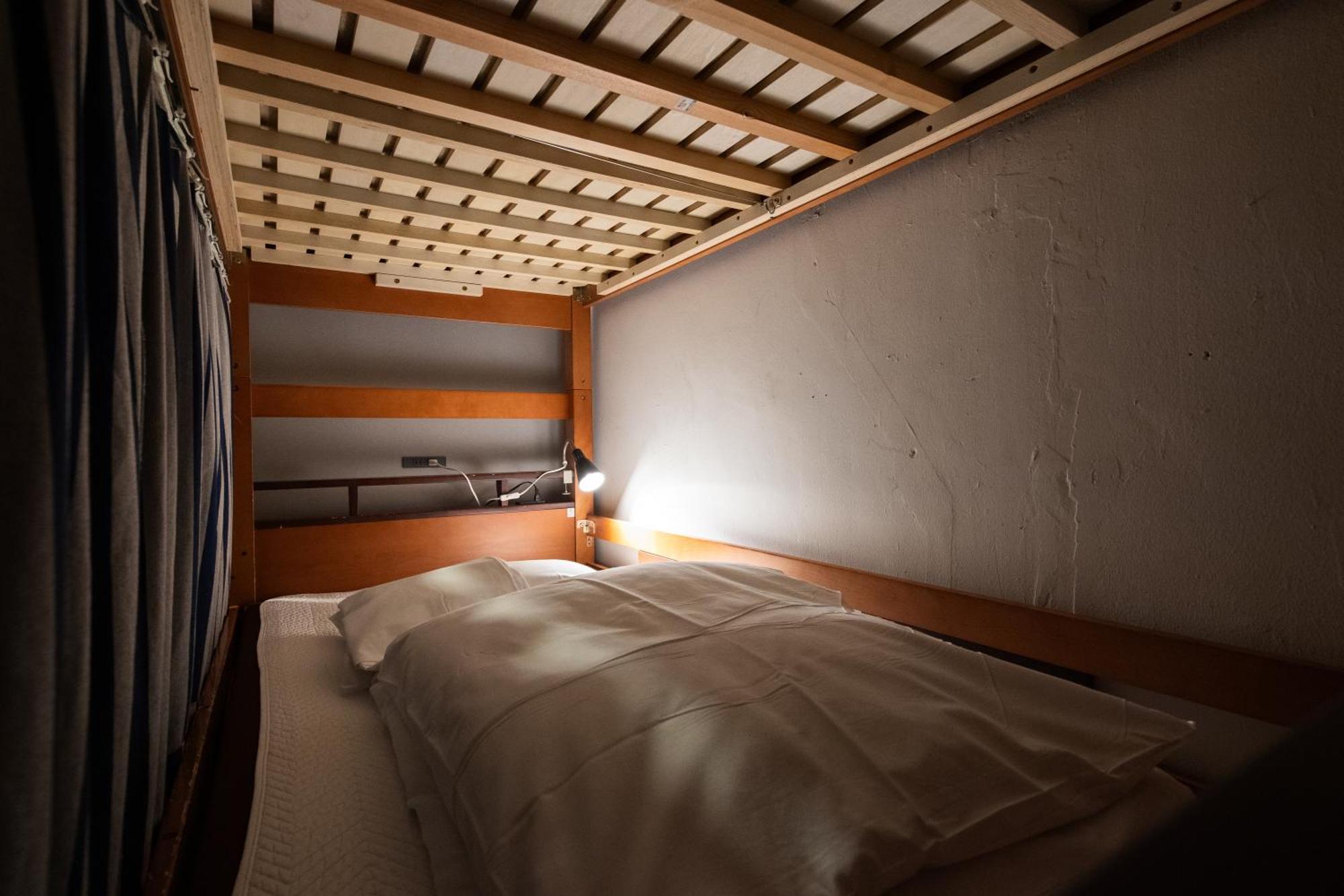 Bed 6-Bed Male Dormitory Room
